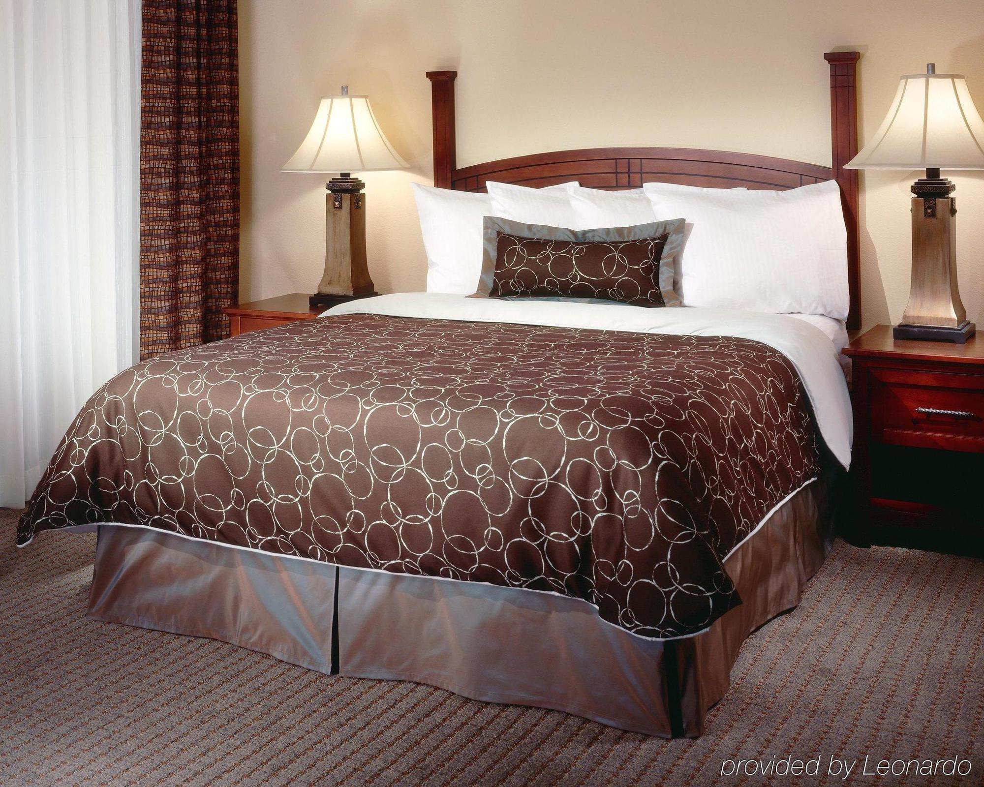 Staybridge Suites Everett - Paine Field By Ihg Mukilteo Room photo